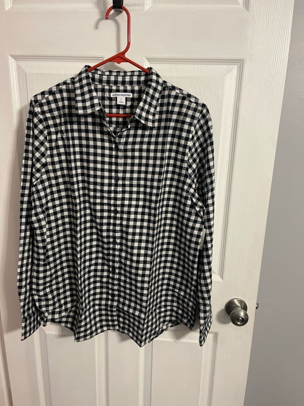 Amazon Essentials Women's Long-Sleeve Button-Down Poplin Shirt Size XL New